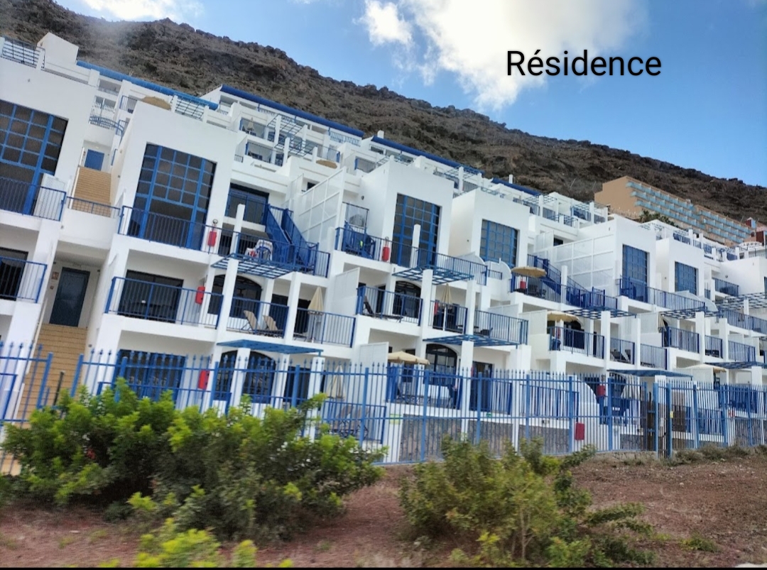 Ghislaine Barre, Canary Islands