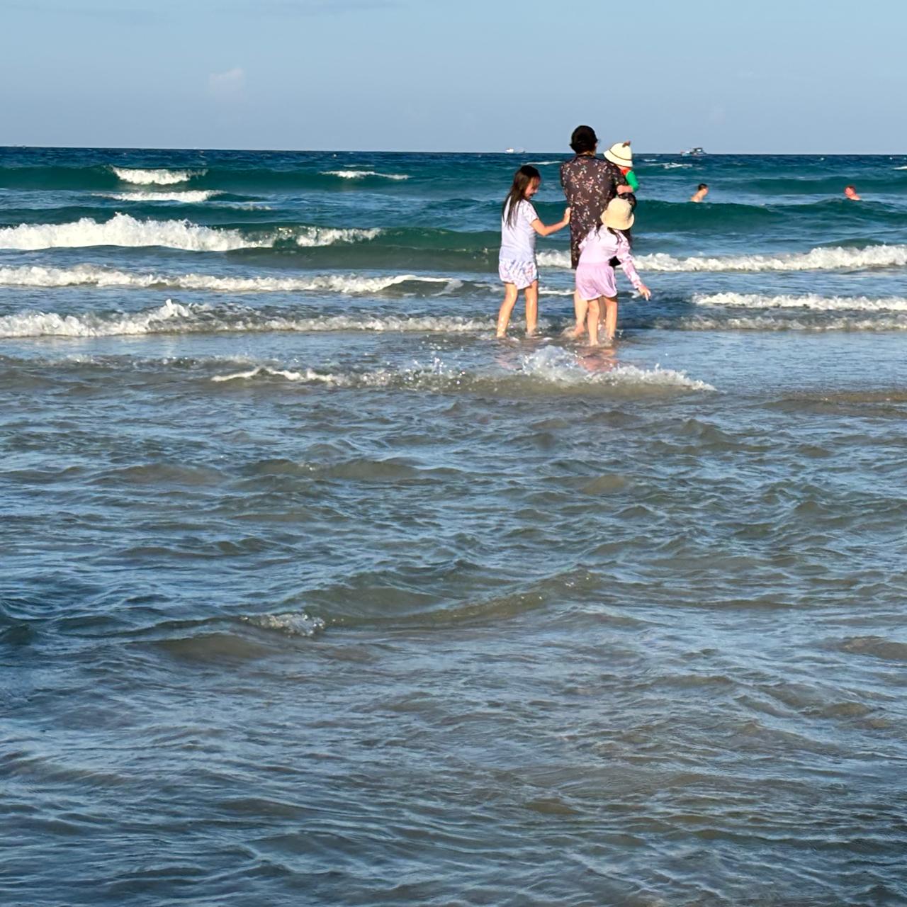 Zhulduzay M, Cam Ranh