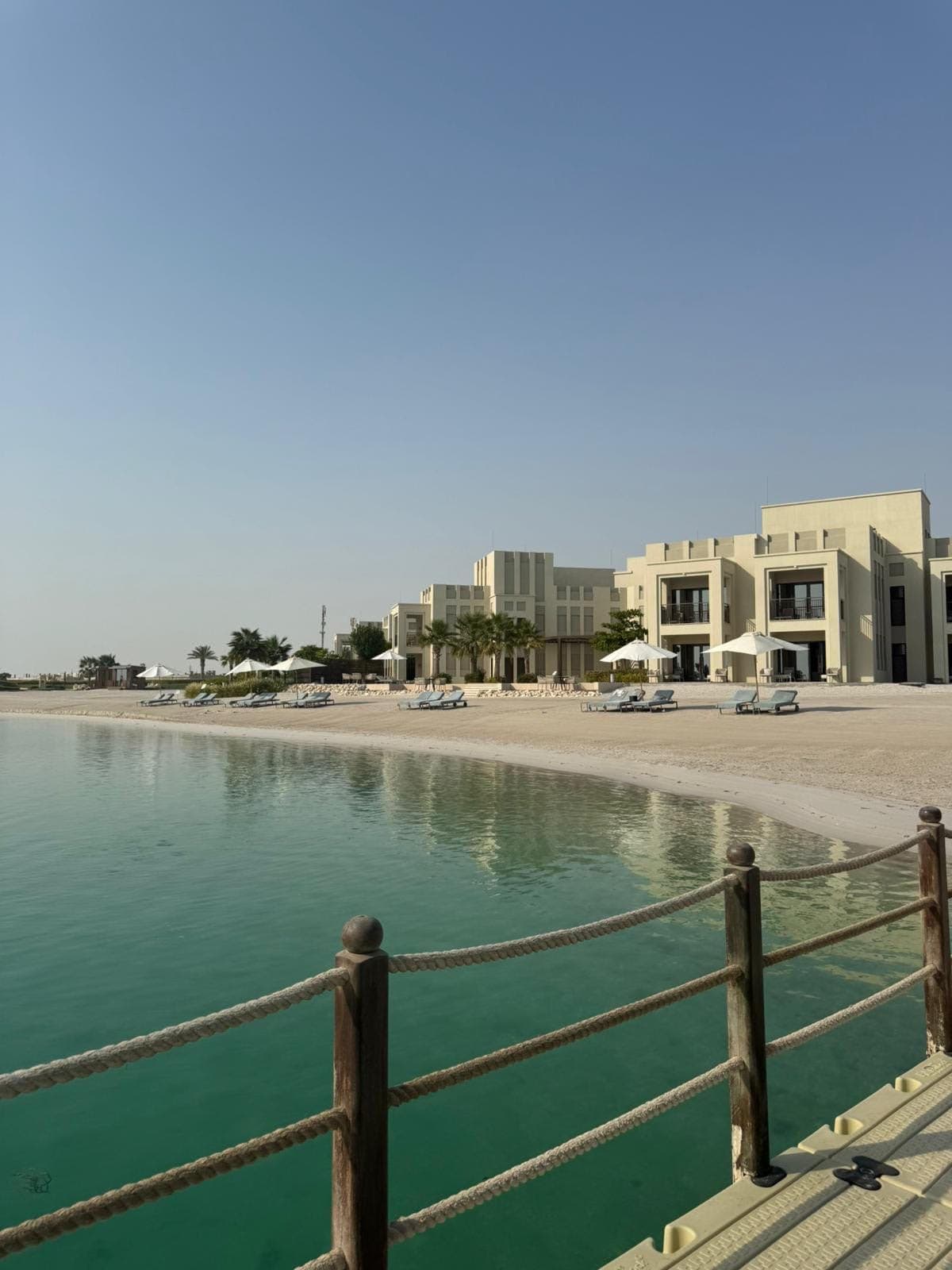 Annie L, Bahrain
