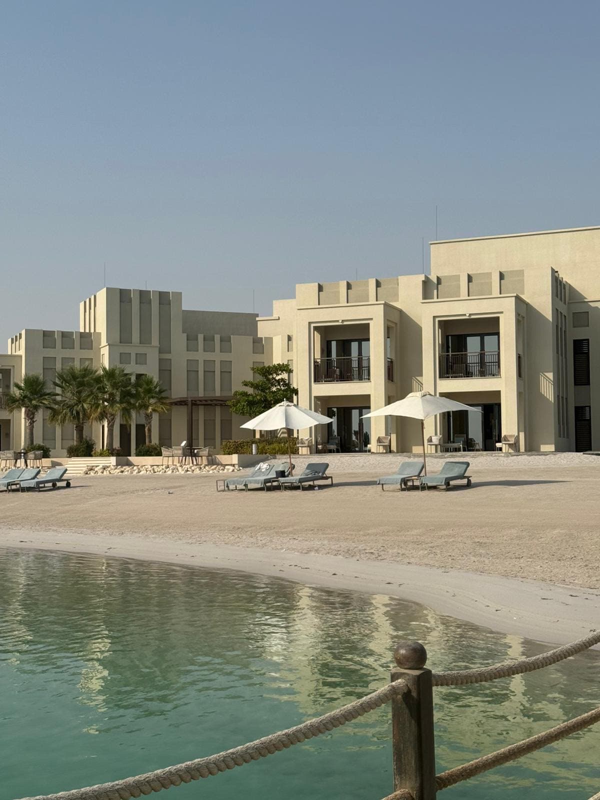 Annie L, Bahrain