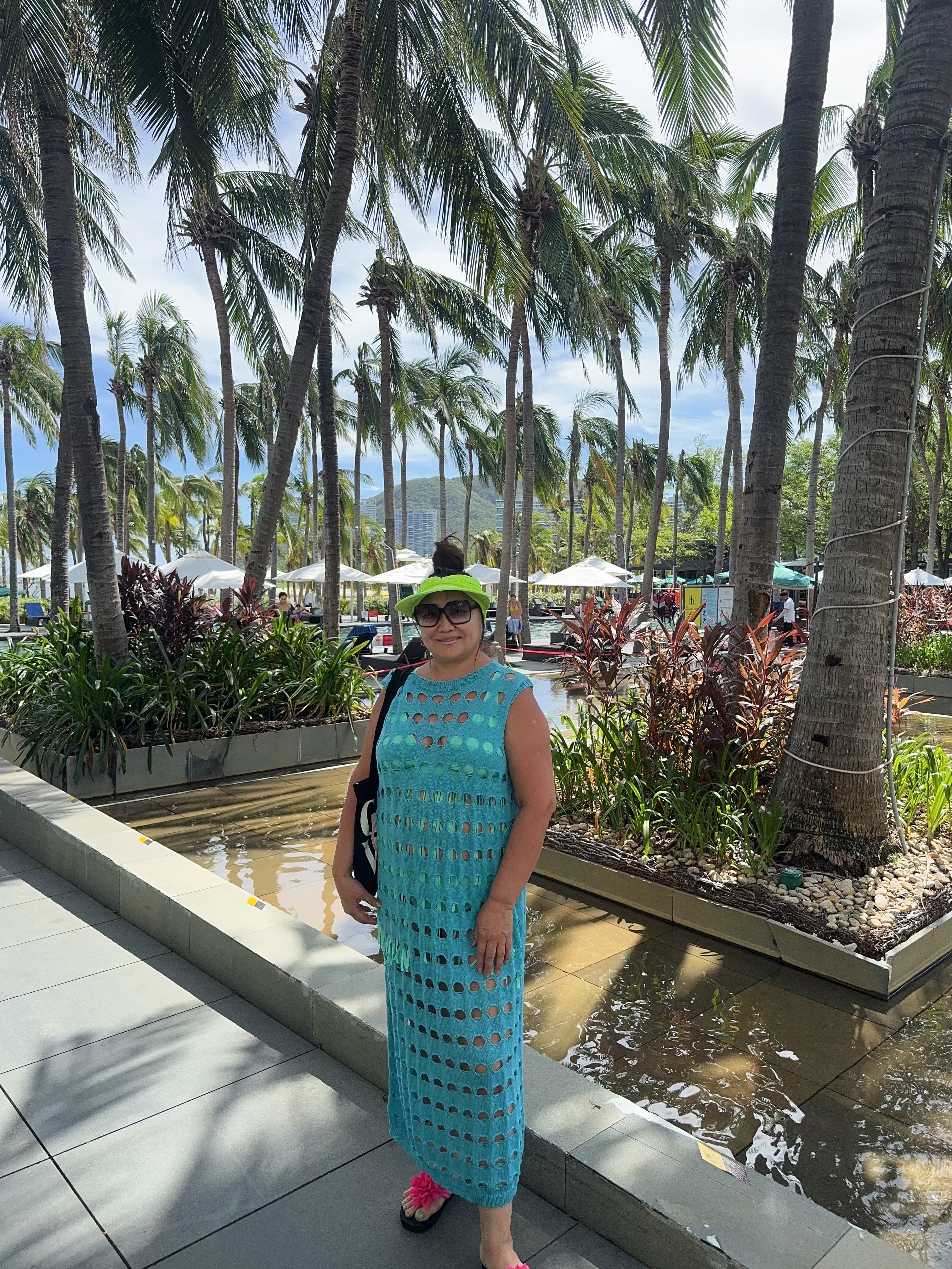 Larissa S, Sanya