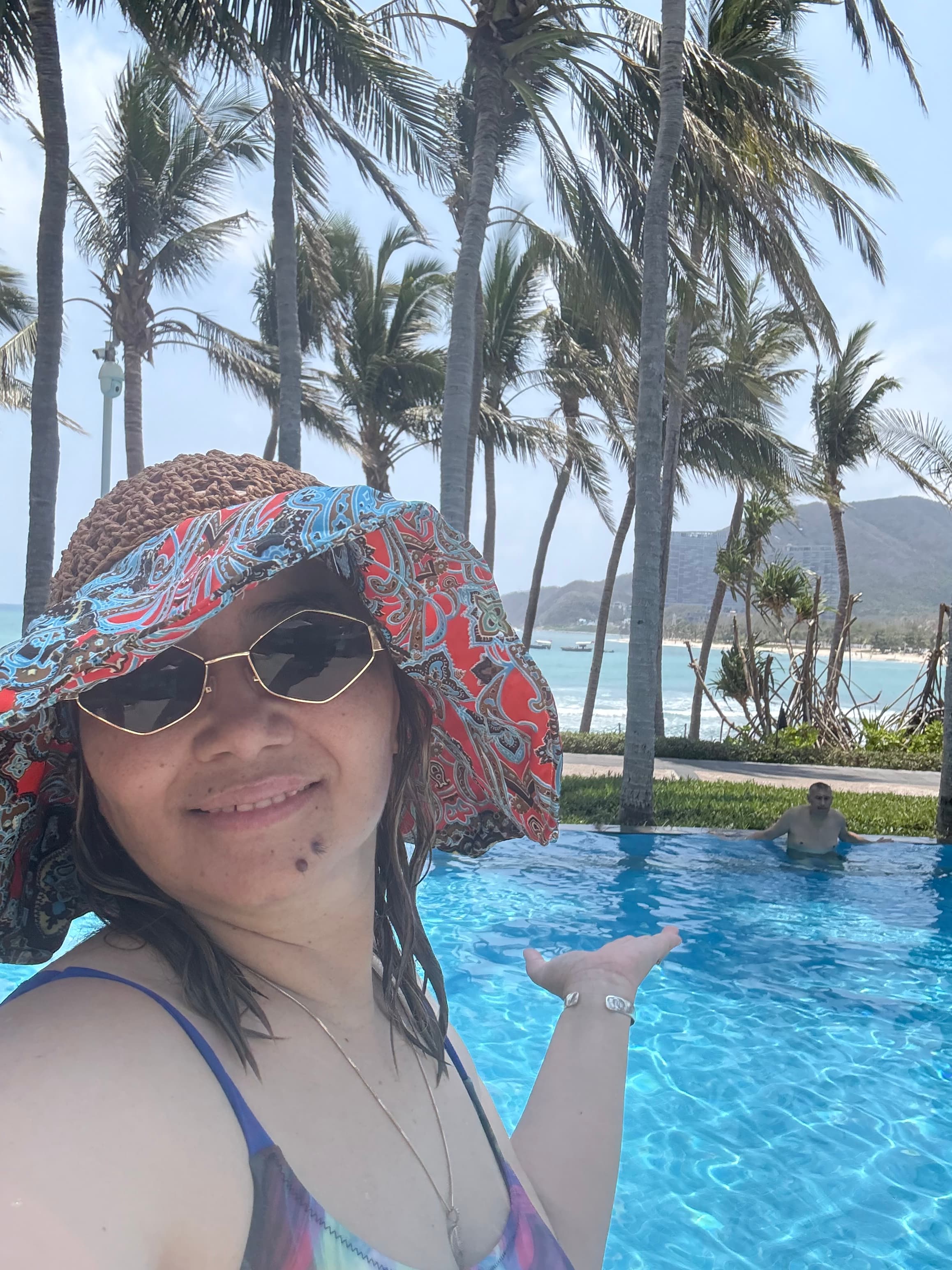 Samal K, Sanya